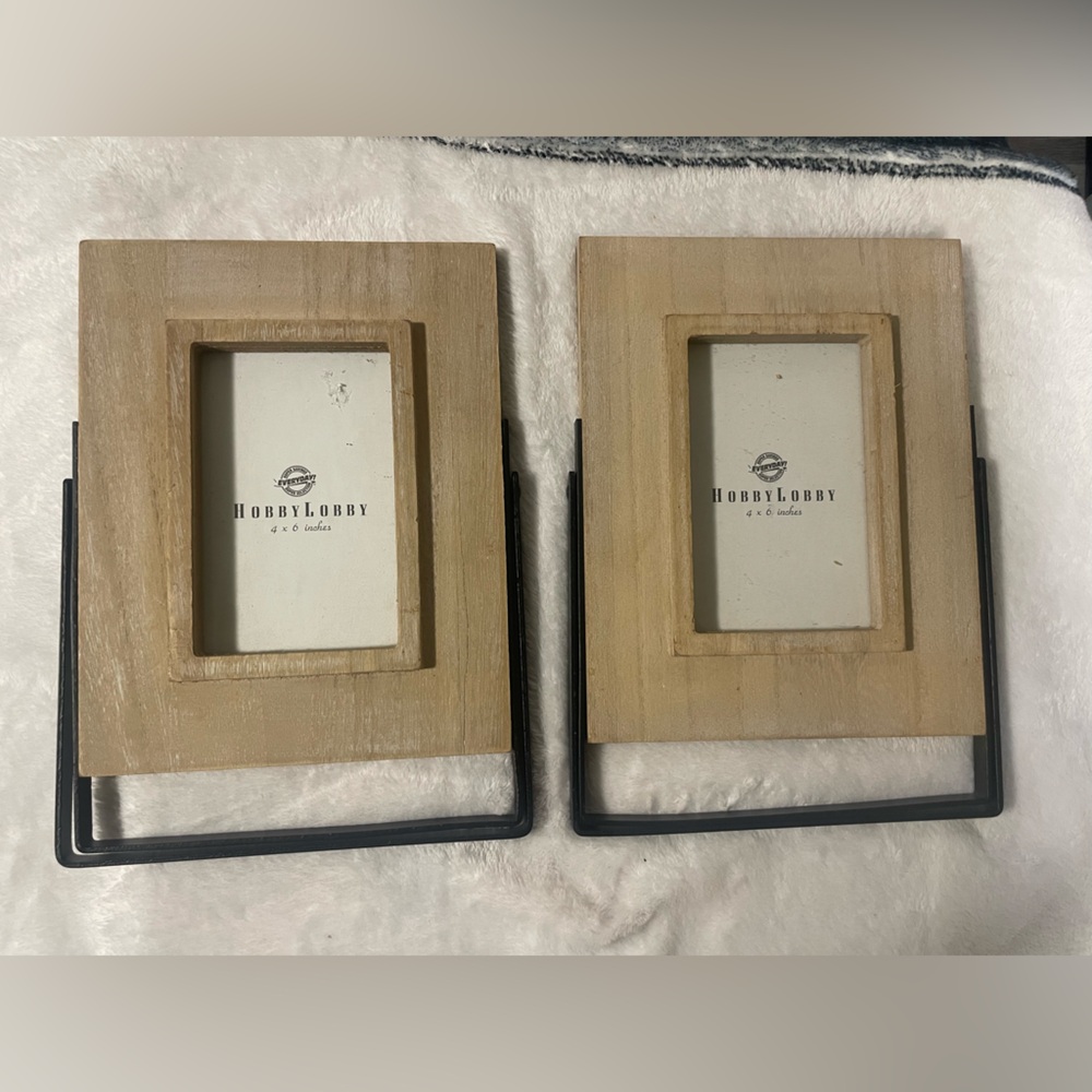 Hobby Lobby Light Wood Picture Frame Duo